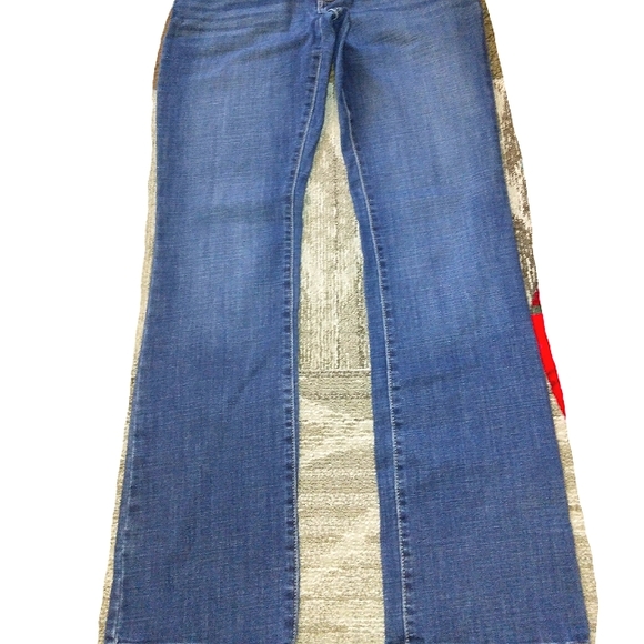 Like New LEE'S Platinum Label Curvy Fit Bootcut/Flare Jeans - Picture 2 of 16